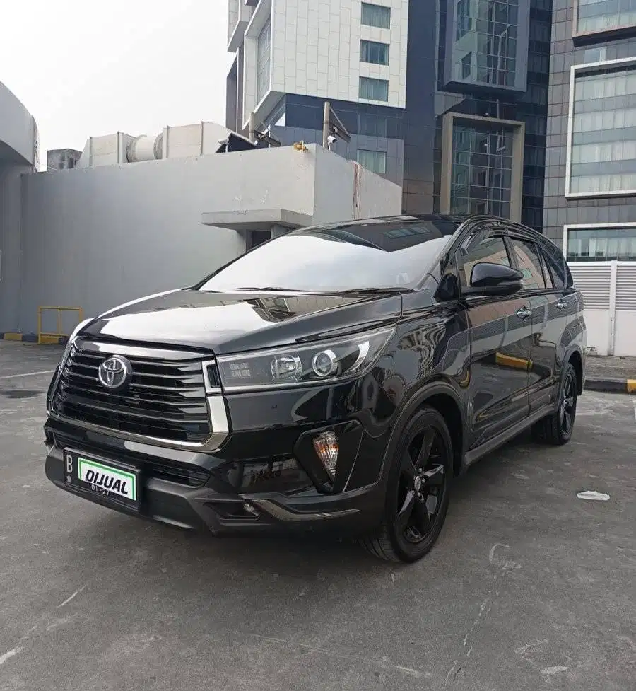 Toyota Innova Venturer Diesel 2021 pk 2022 km 26.000 antik!! Record!!