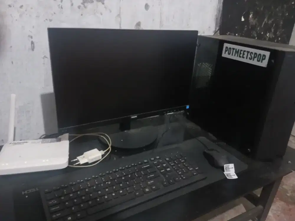 Pc set  Monitor