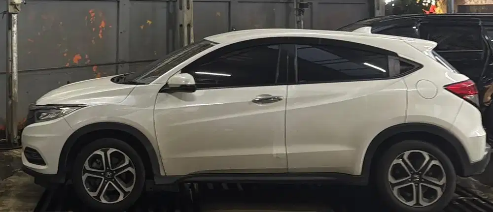 Jual Honda HR-V SE 2019 White Orchid