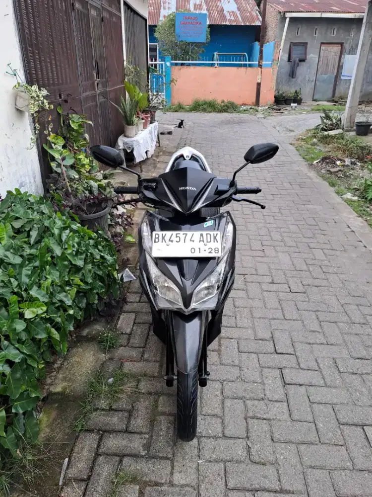 Vario kzr 125cc thn 2013 Pajak hidup mesin sehat