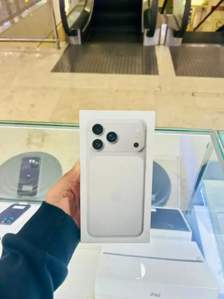 NEW iPhone 17 PRO MAX 512GB Silver Resmi iBox indonesia