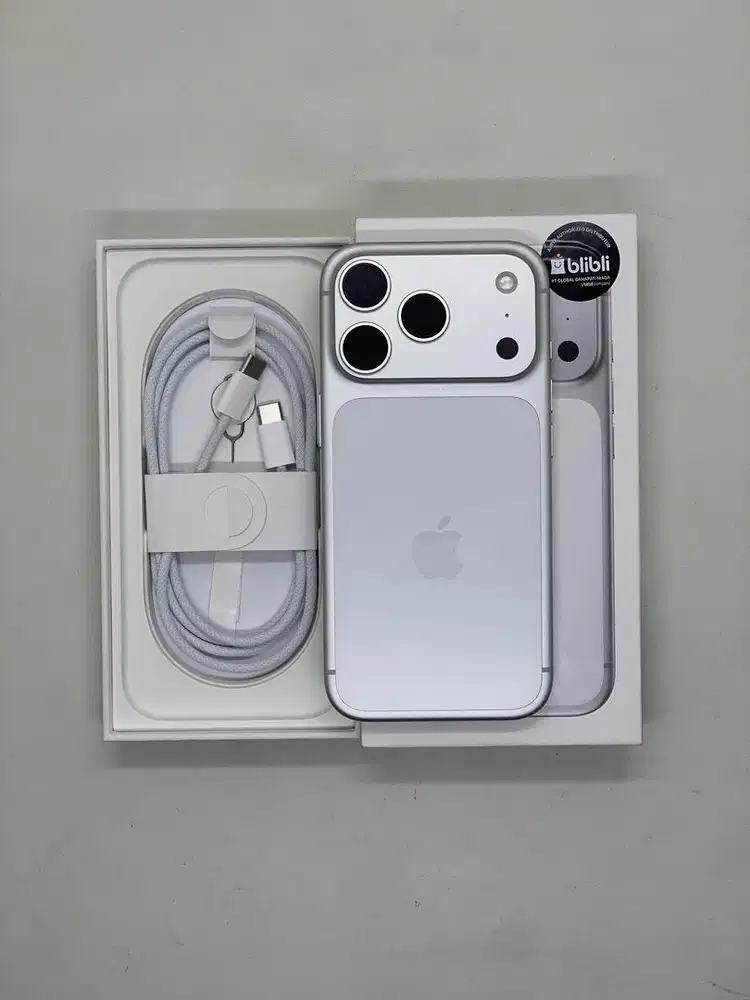 iPhone 17 Pro 256GB Resmi ex Blibli Silver