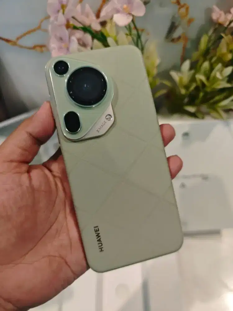 Second Huawei Pura 70 Ultra 5G RAM 16/1TB Fullset Ori Garansi Masih On