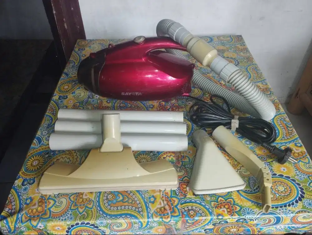Vacum Cleaner merk Sayota model Sv-809