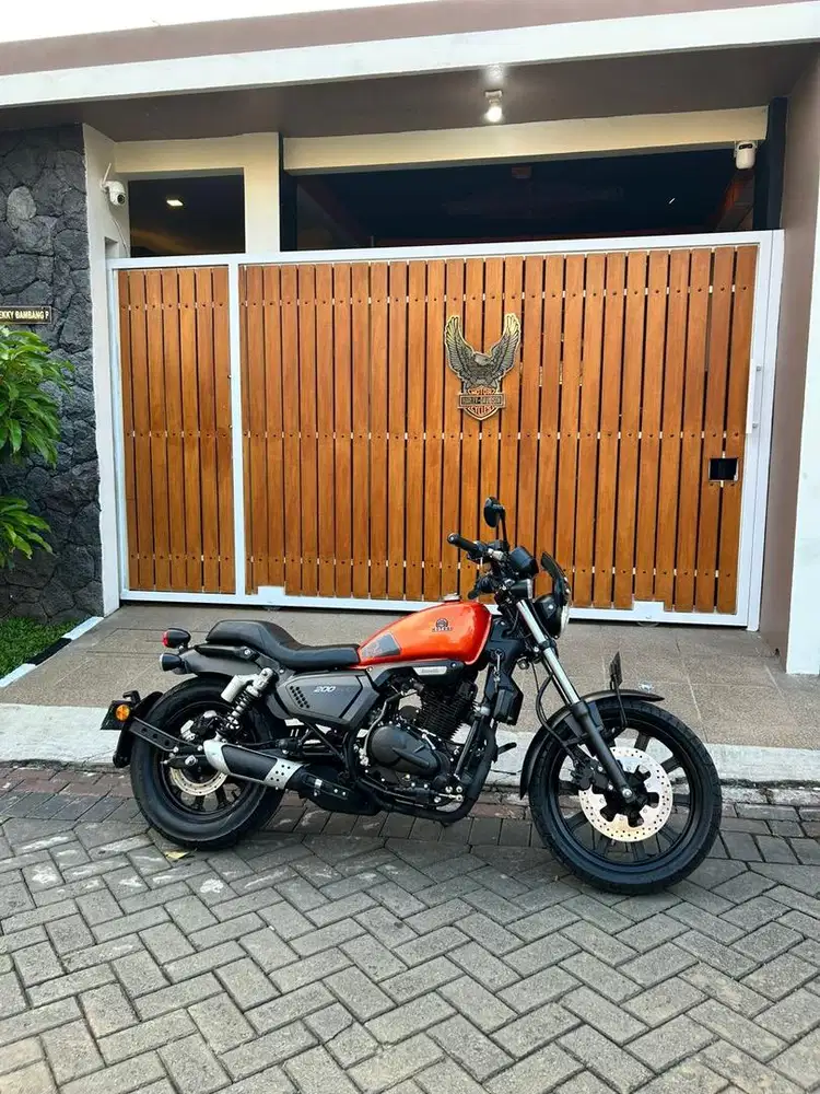 FOR SALE – Rare color! Benelli Motobi 200 Evo 2024 Orange KM rendah
