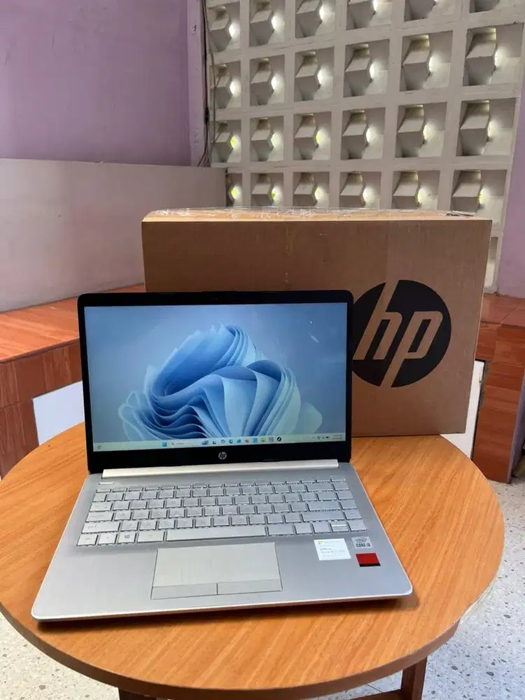 JUAL MURAH BU HP 14S-CF3035TX i3-1005G1 DUAL VGA RAM 4GB SSD 512GB