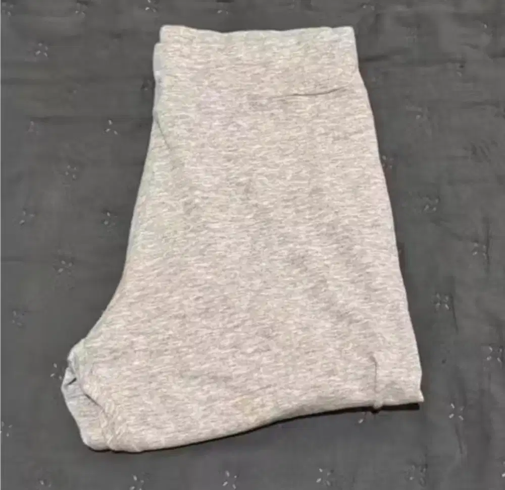 Preloved Puma Celana Olahraga