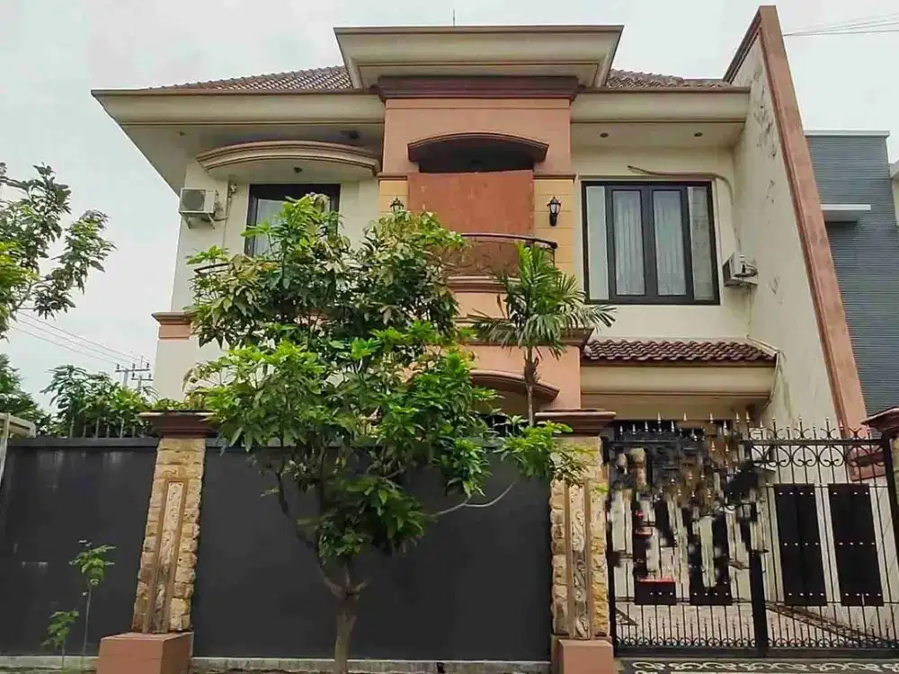 Rumah Classic  Siap Huni
Lokasi Galaxy Bumi Permai Araya  Surabaya