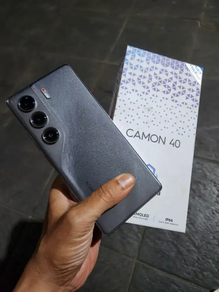Camon 40 8/128 garansi januari 2027 taun depan