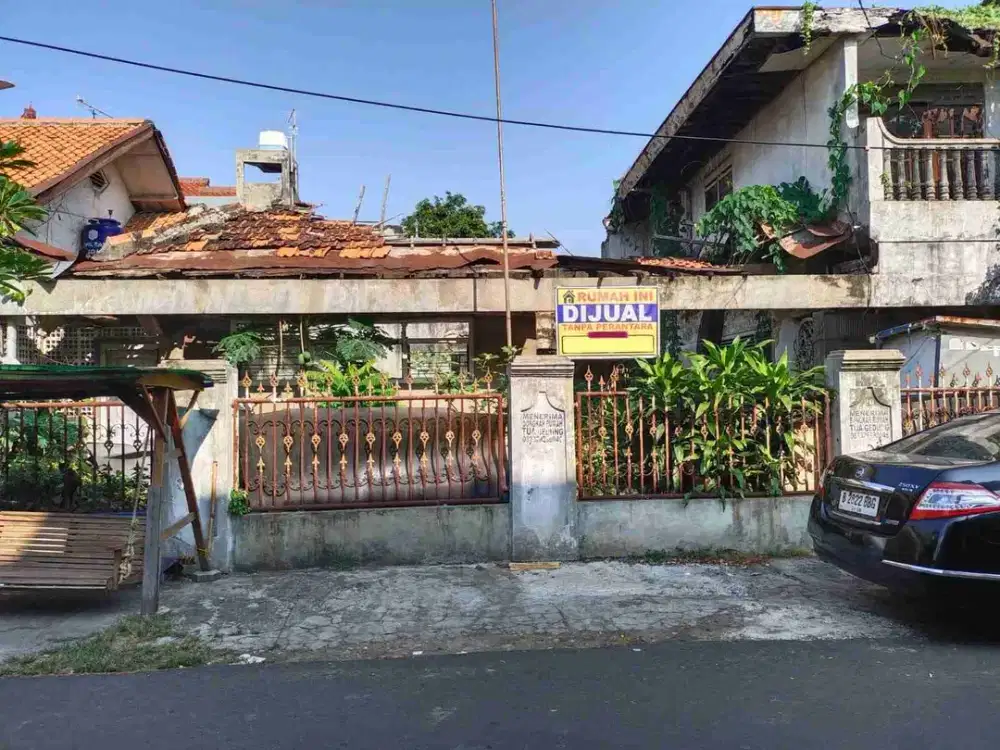 DIJUAL MURAH RUMAH TUA HITUNG TANAH DI TEBET BARAT