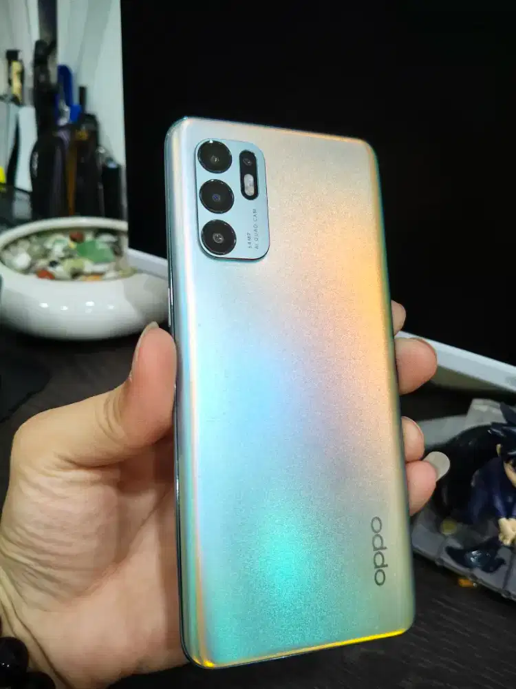 Jual Hp Reno 6 4g kondisi mulus no minus boleh cek ya sampai jadi