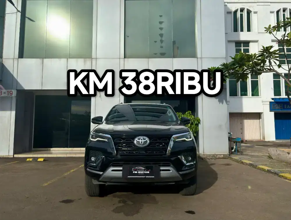 Toyota Fortuner VRZ 2023 AT 2.8, Km 38Ribu, Pajak Panjang (Non GR)