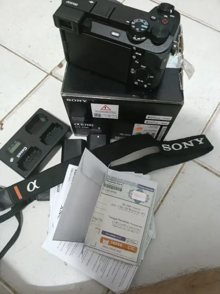 SONY A6700 LIKENEW MSIH GARANSI RESMI