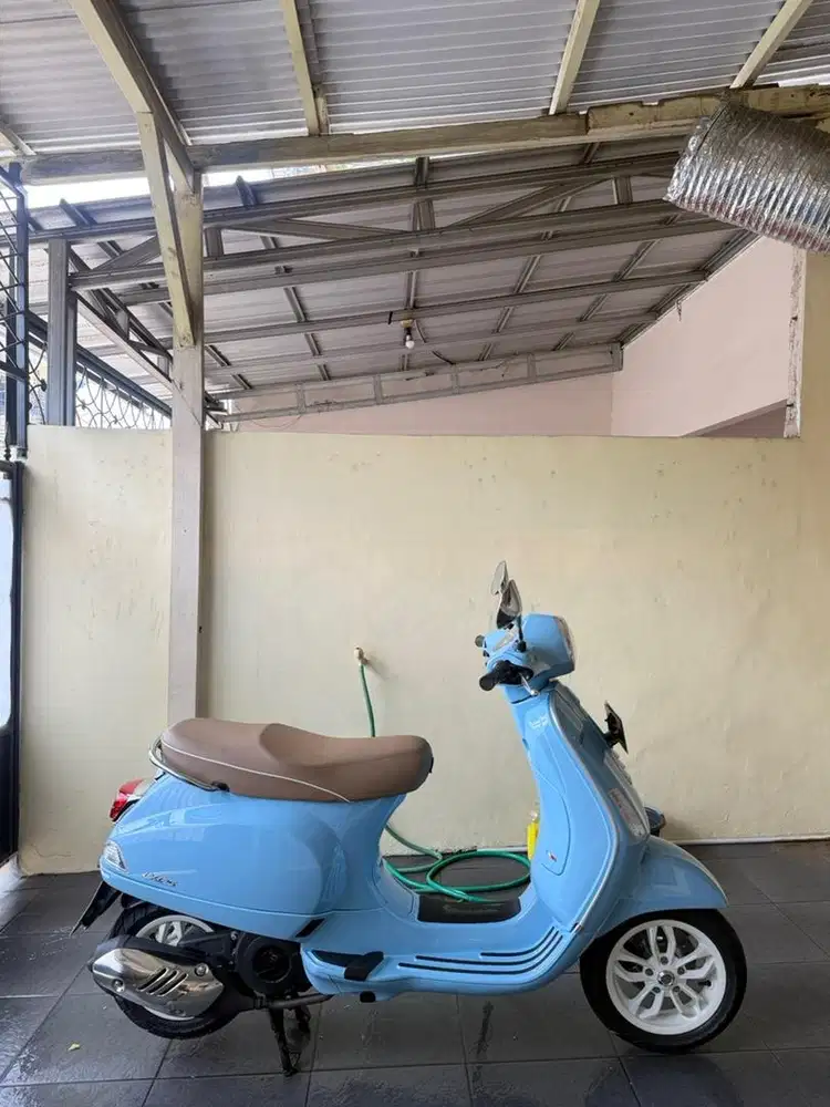 DIJUAL VESPA LX 125CC 2025