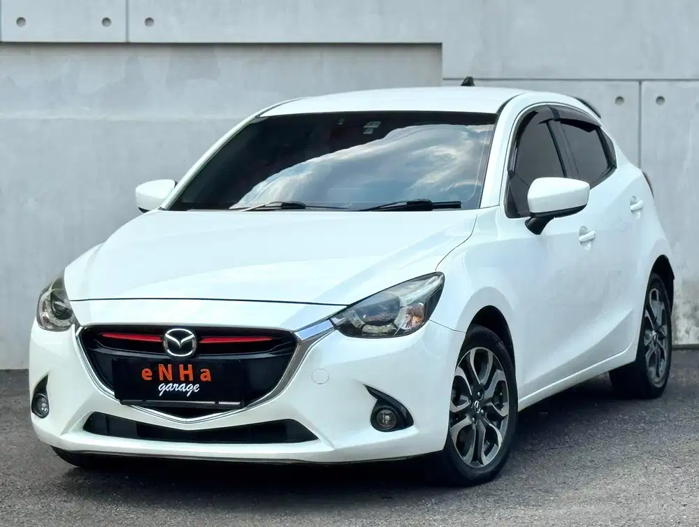MAZDA2 GT 1.5 A/T 2014 SKYACTIVE 2014.. eNHa garage Semarang..