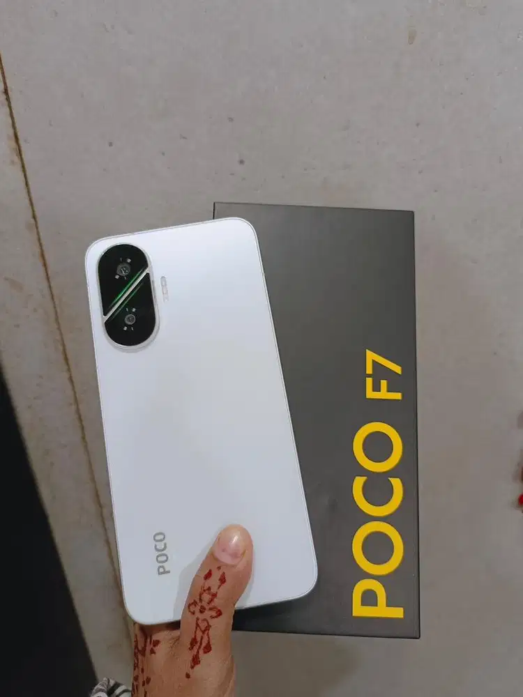 Poco F7 12/512gb