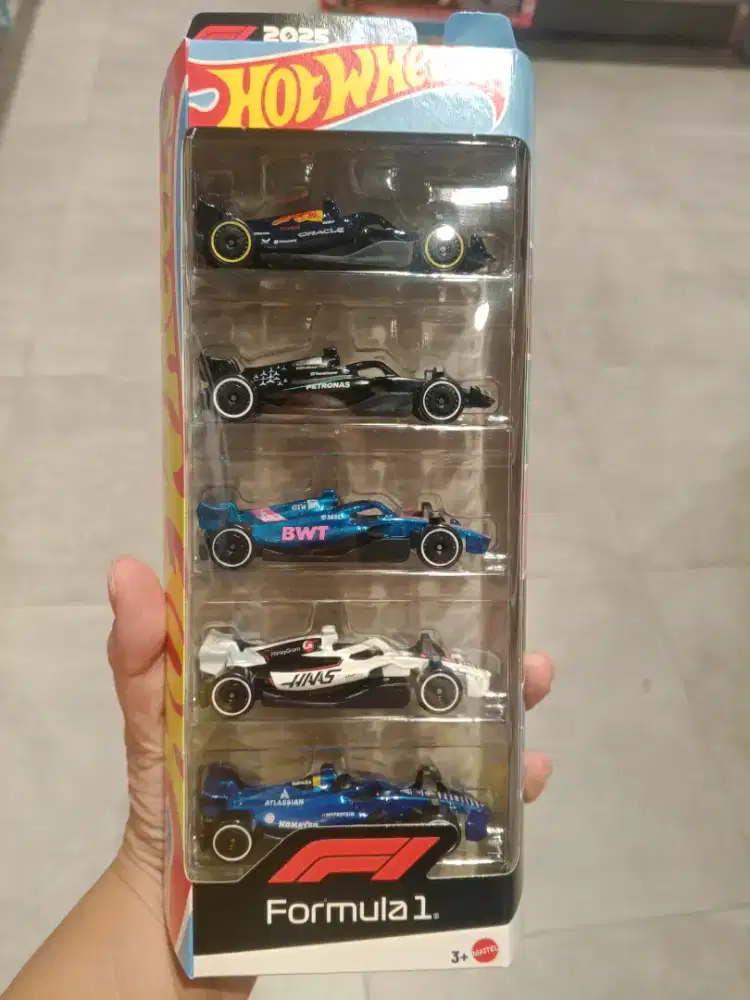 Hotwheel f1 set 5