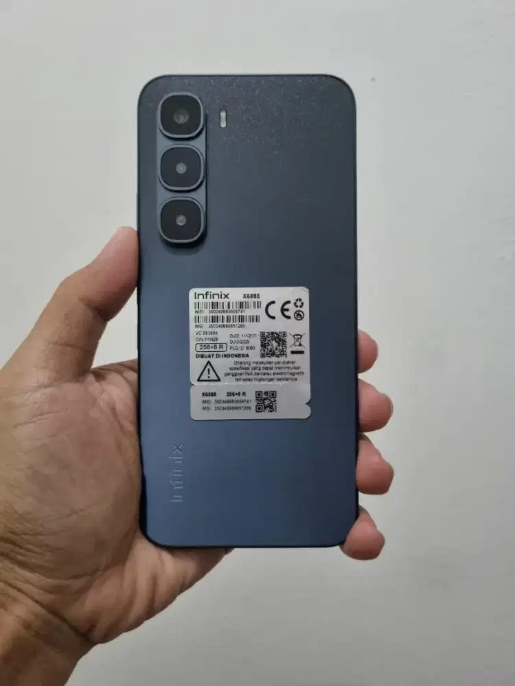 Infinix Hot 60 Pro 8/256 Mulus dan Fullset