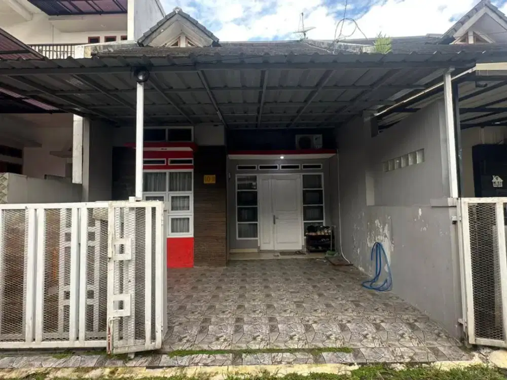 Rumah Terawat Minimalis Komplek Cijaura Margacinta Buah Batu Bandung