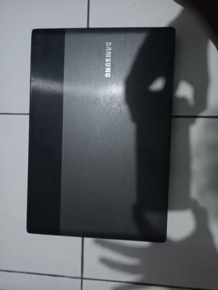 Laptop Samsung jadul bisa nyala