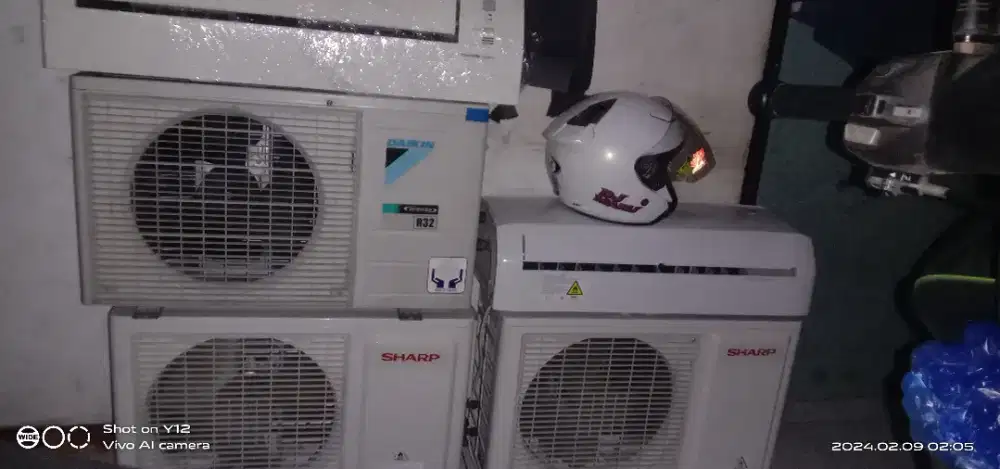 Jasa servis AC , jual beli AC secon