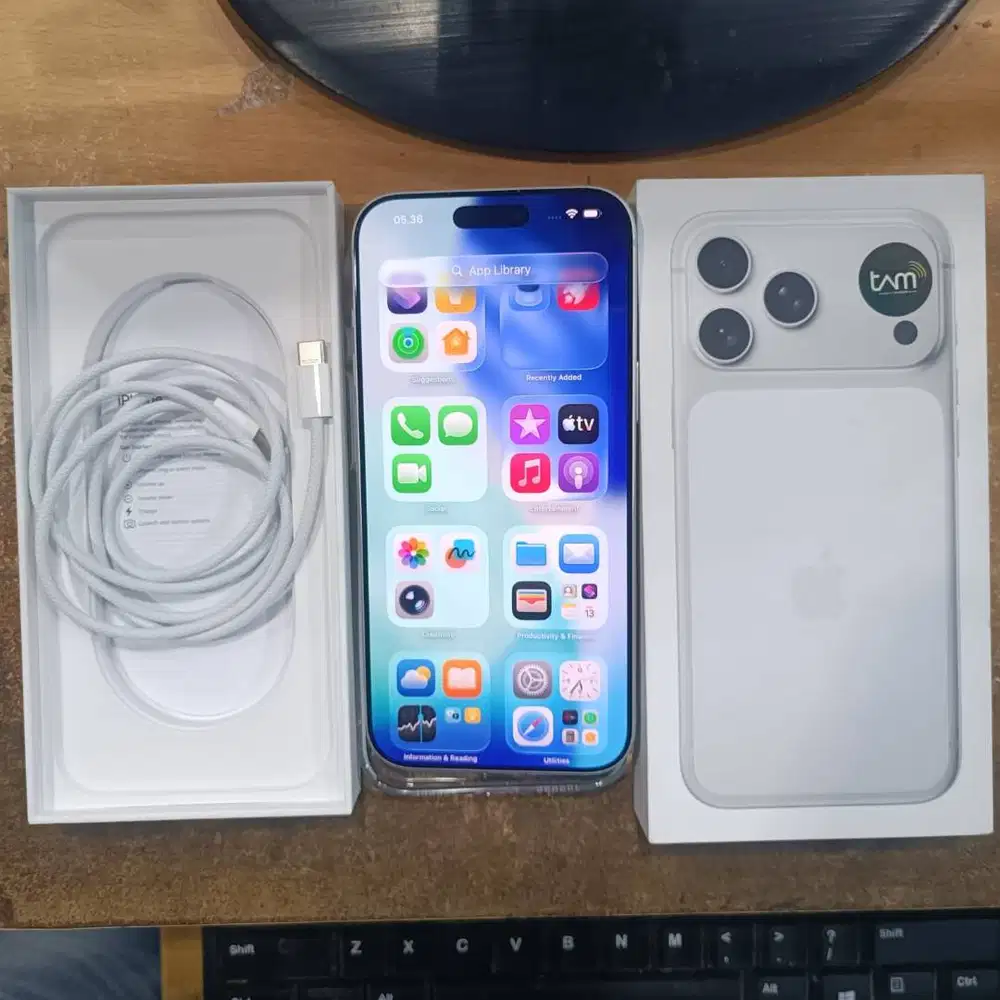 Apple 17 Pro Max 256GB iBox