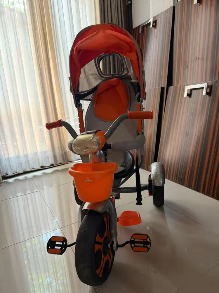 Sepeda roda tiga exotic