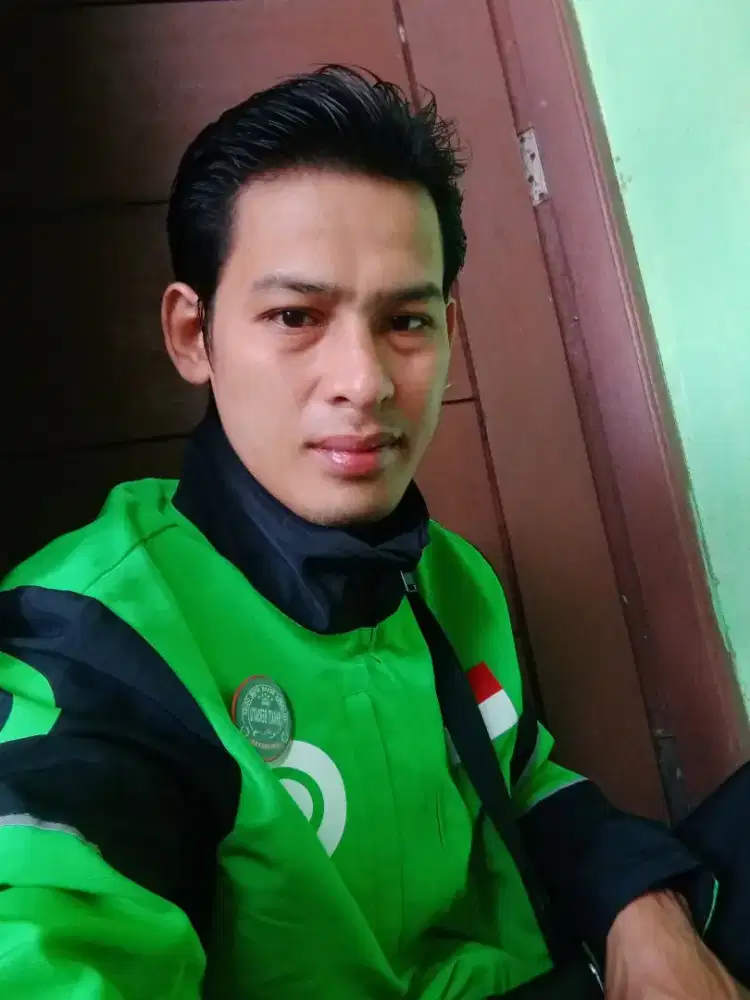 Mencari kerja apa saja