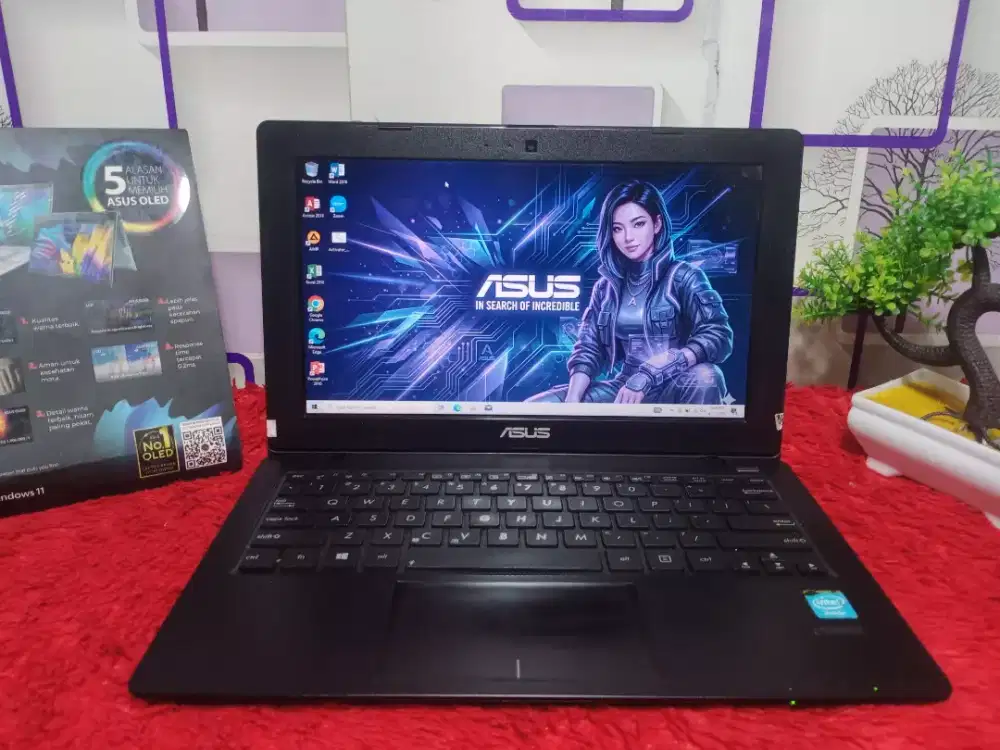 Promo Laptop 550rb sudah bisa kerjakan skripsi tugas kantor dll