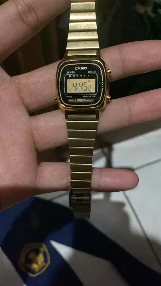 Barang baru masih bagus