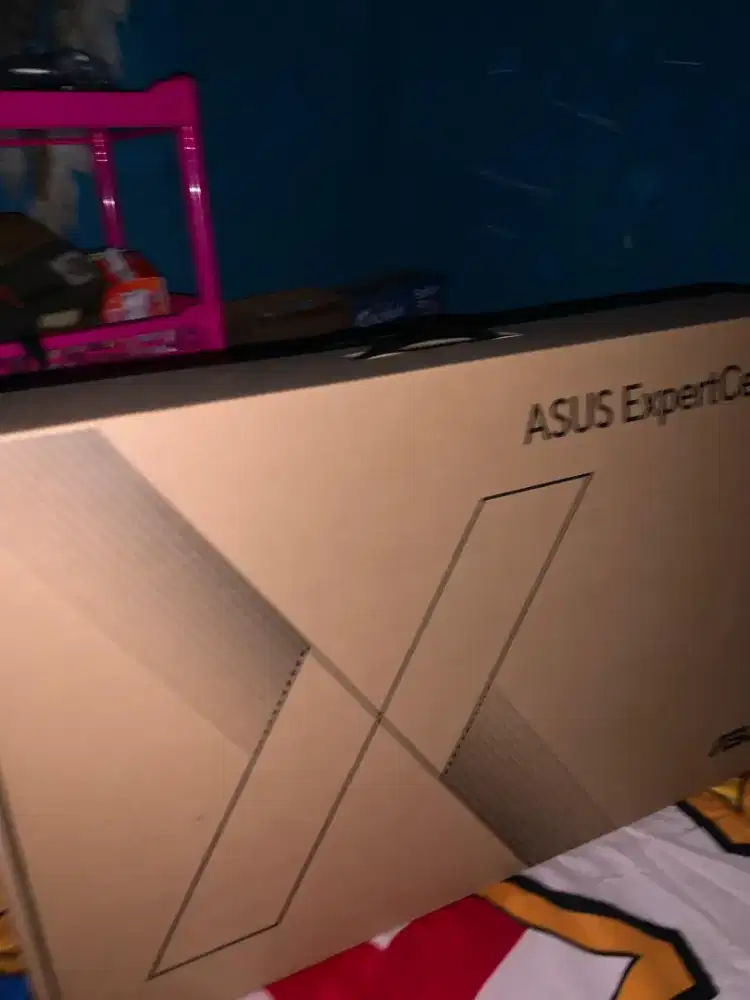 Asus Axpert Center