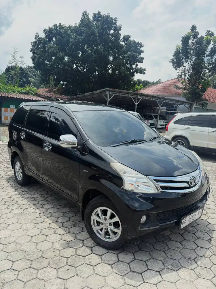 TOYOTA NEW AVANZA THN 2013 1.3 G M/T HITAM METALIK