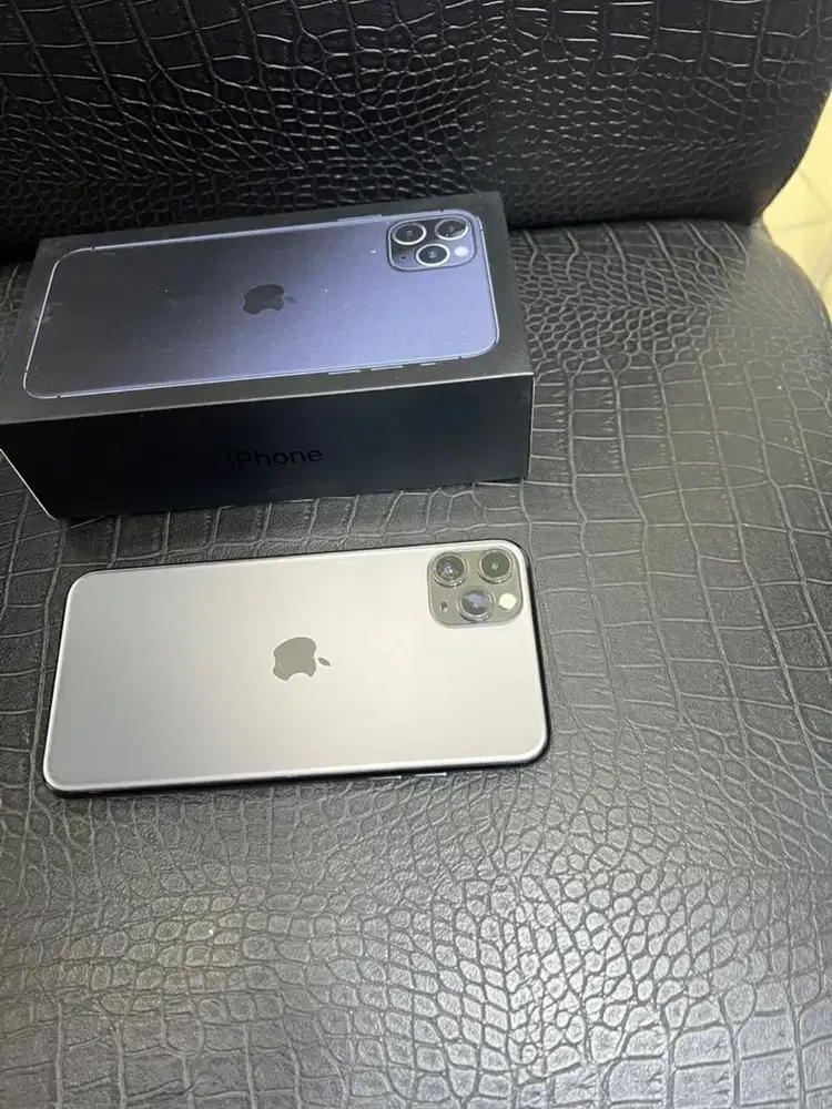 iphone 11 pro max 512gb saat ini grey