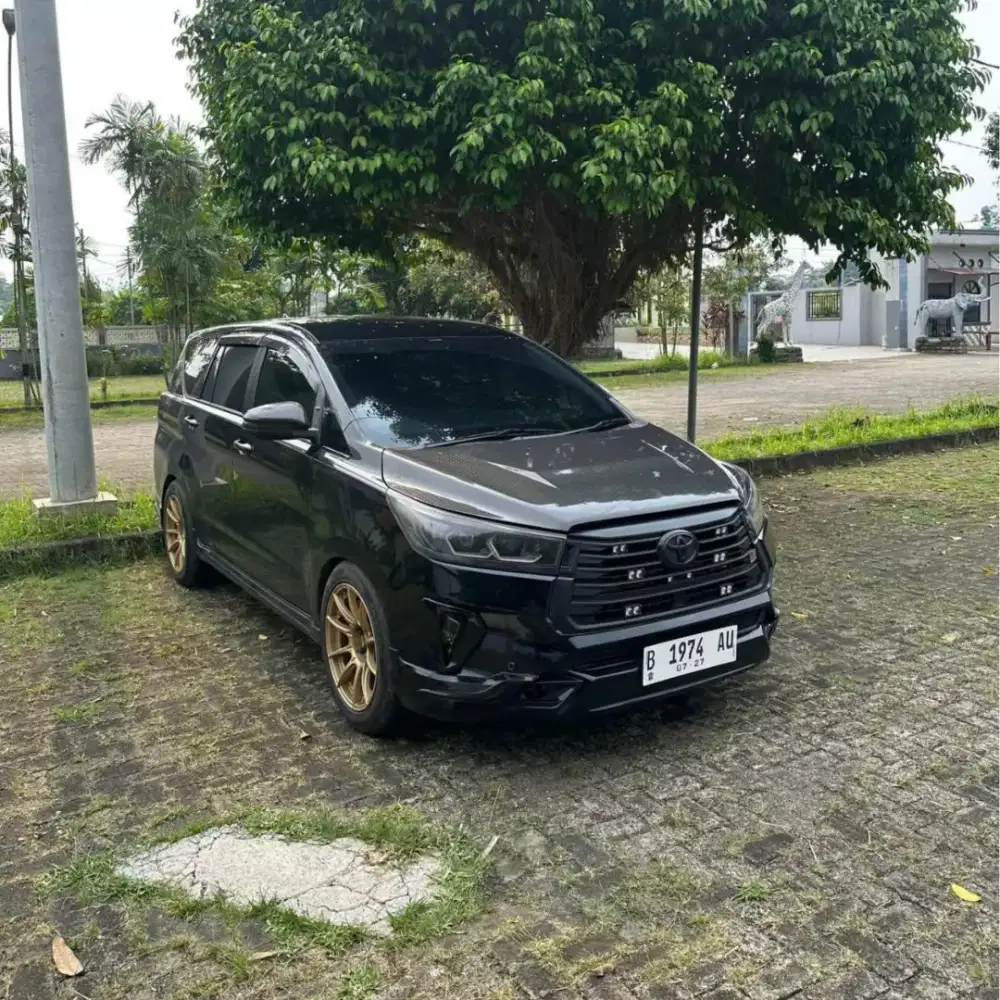 Toyota Innova reborn 2.4 at 2017