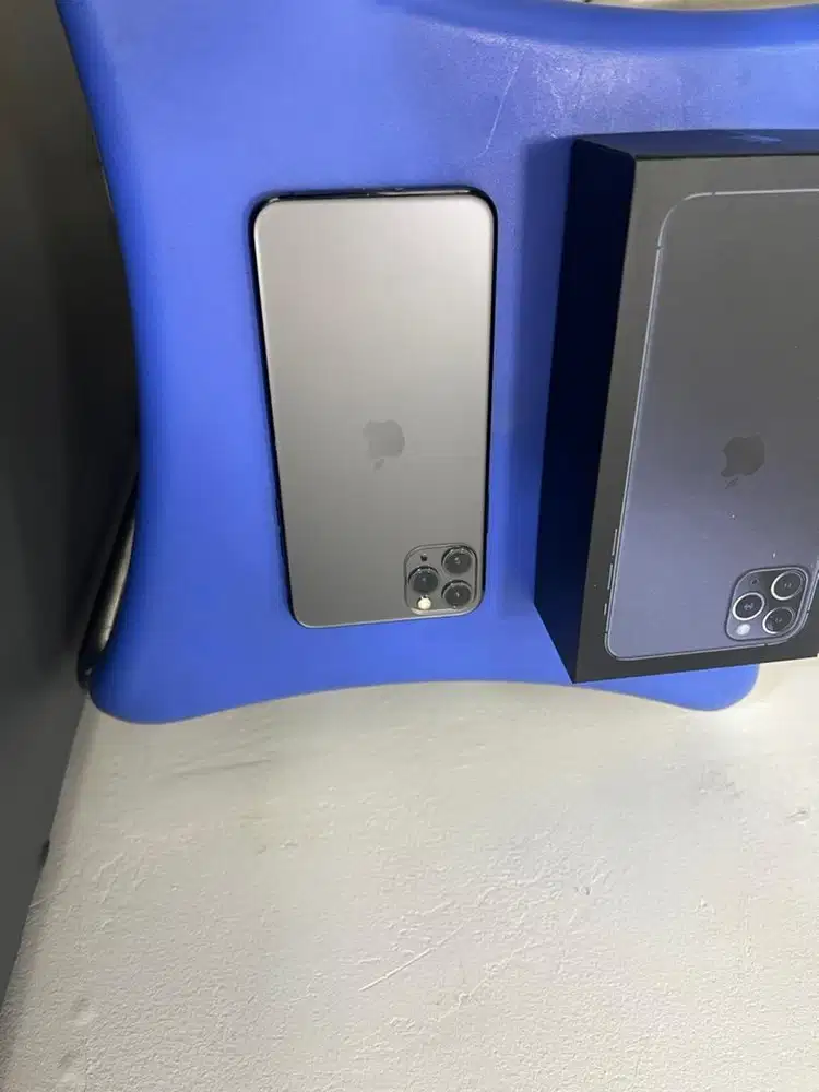 iphone 11 pro max 512gb sedia full set