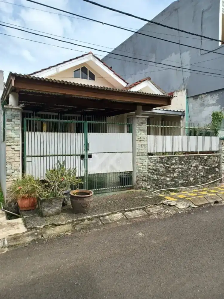 Dijual Rumah Siap Huni di Graha Raya Bintaro