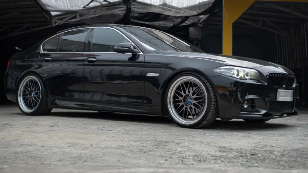 BMW F10 528i Low Km Service Record kondisi Terbaik