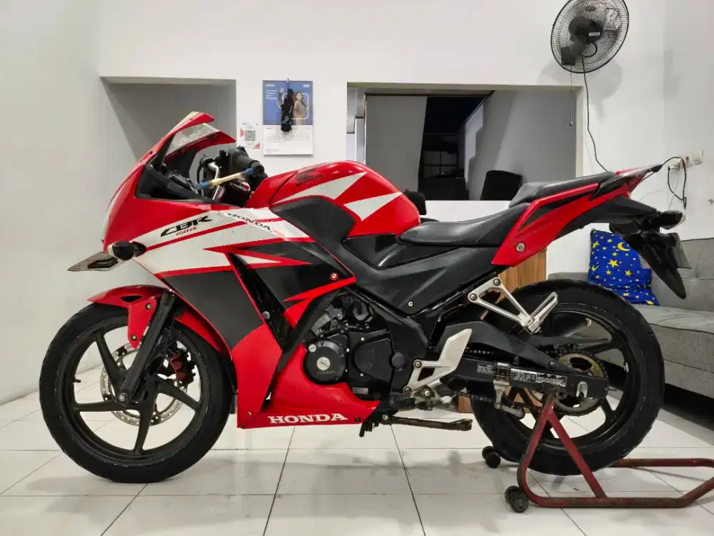 Honda cbr 150 2015 fuul orisinil F bogor
