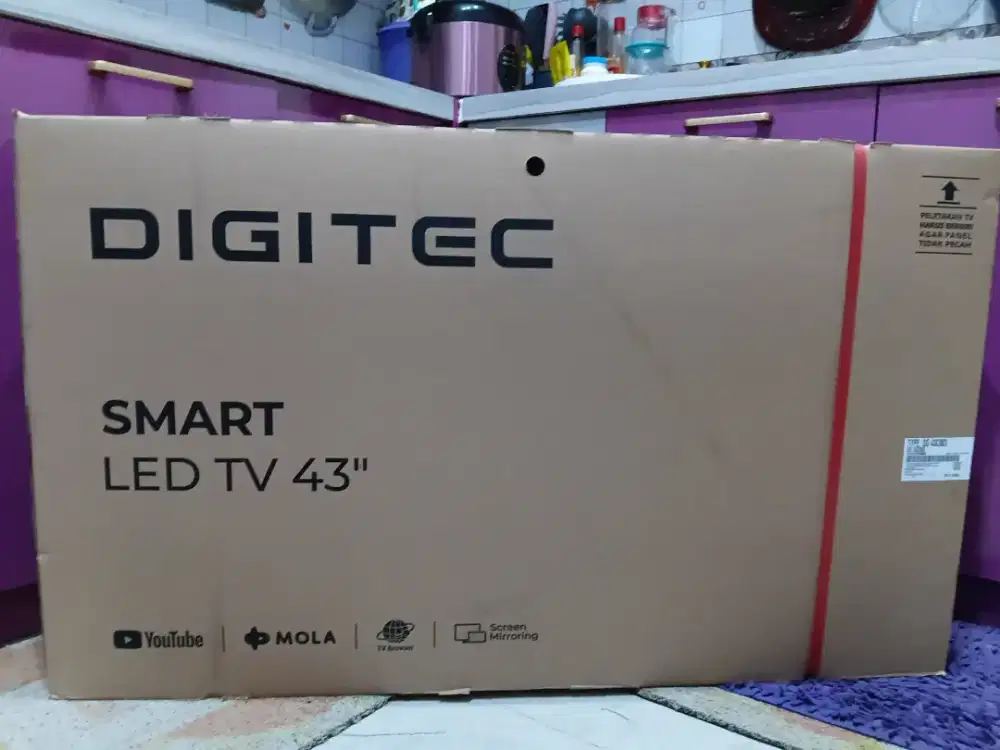 DIJUAL SMART LED TV DIGITEC 43 INCH TYPE DG 43C983