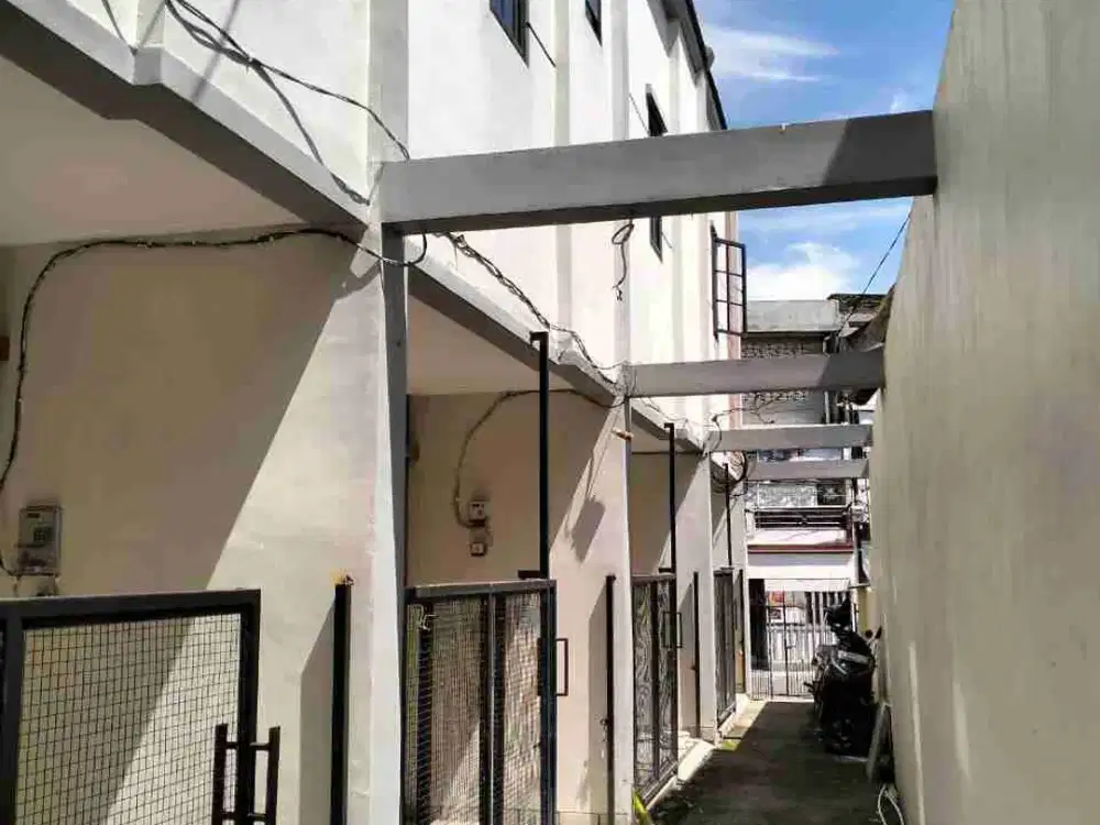 Rumah Lokasi Manyar Sabrangan Surabaya