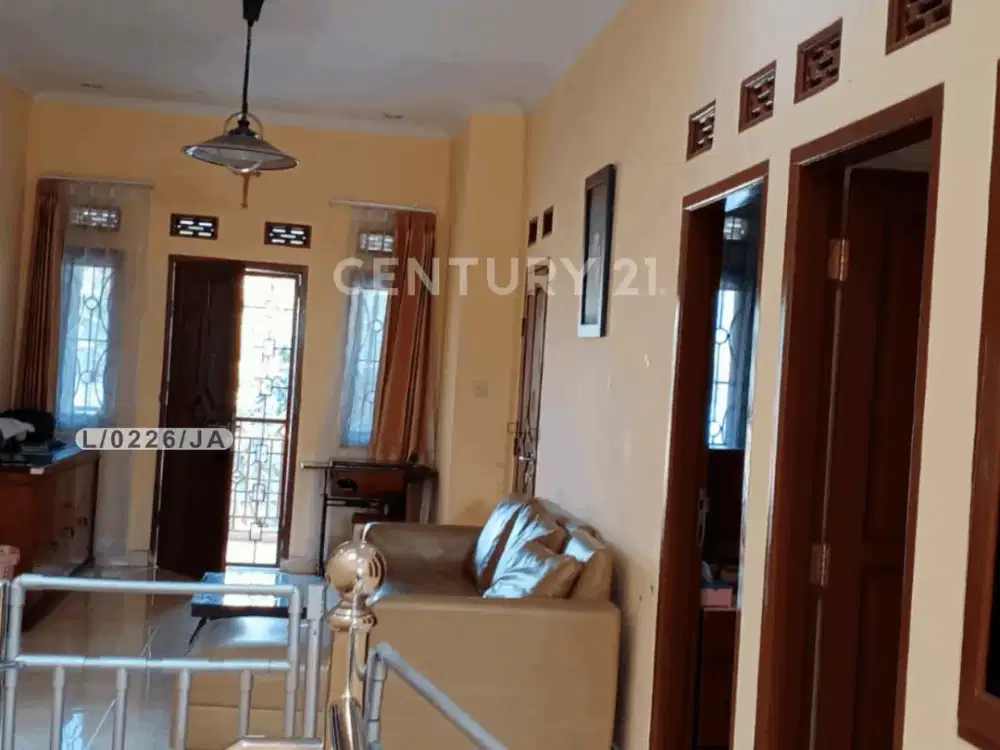 Rumah 2 Lantai Semi Furnsihed Siap Huni Taman Kopo Asri Bandung