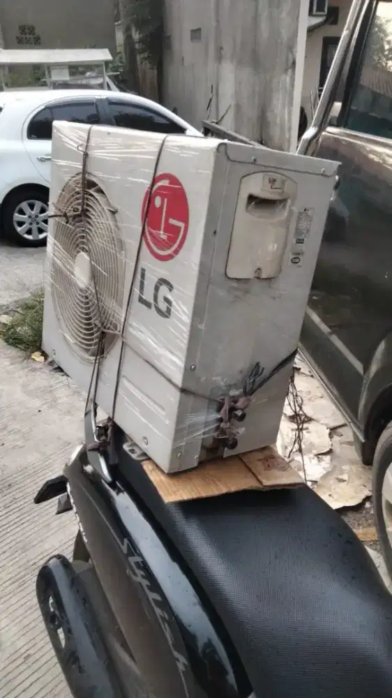 Menerima AC bekas atau yg mati total  kami siap cek ke lokasi