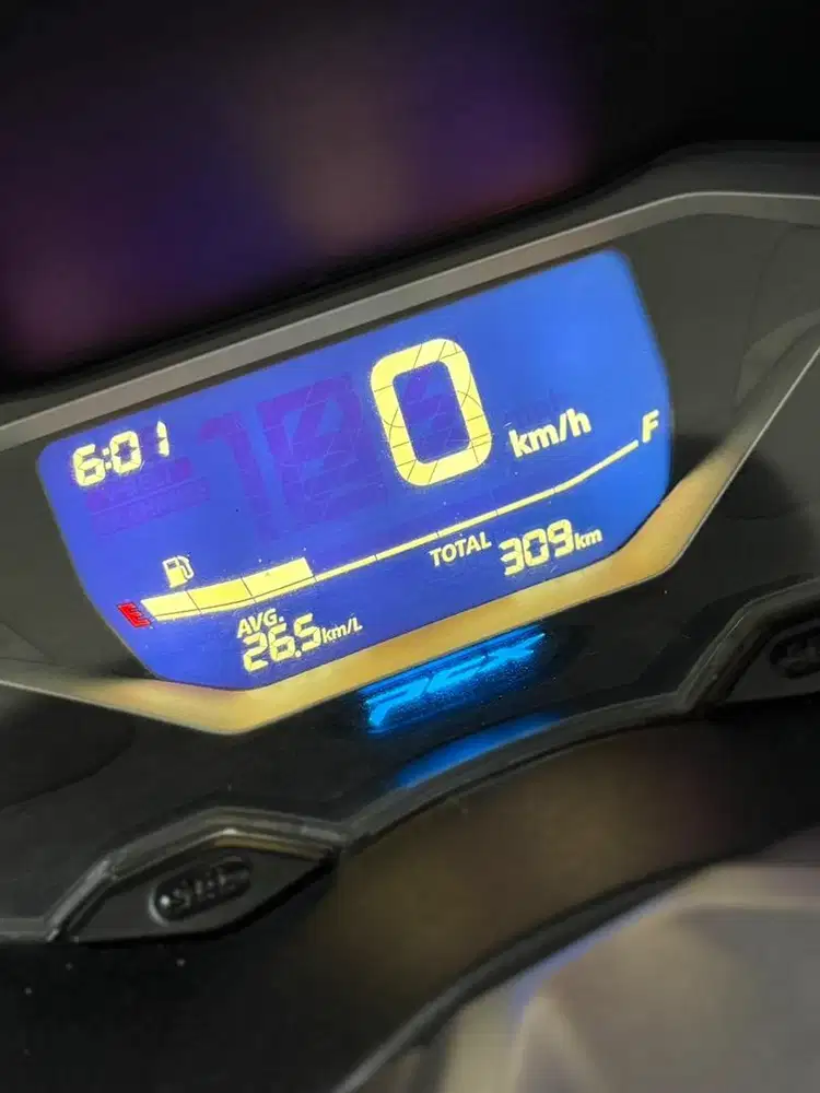 KM 300 PERAK‼️ HONDA PCX 160 Keyless Merah Glossy Sporty TH 2025