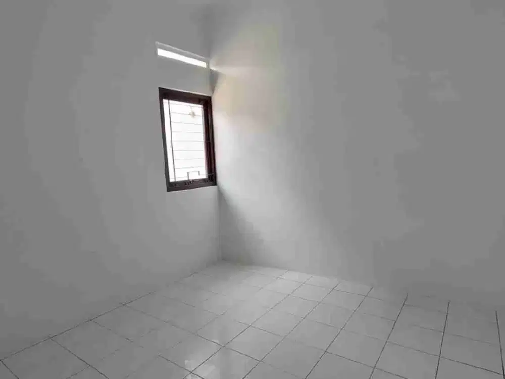 Murah di taman Kopo indah 1 dekat ke mainroad pasar segar