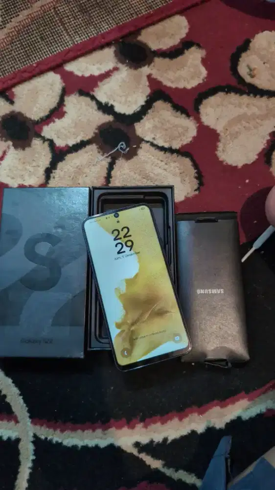 Samsung s22 8/128 sein
