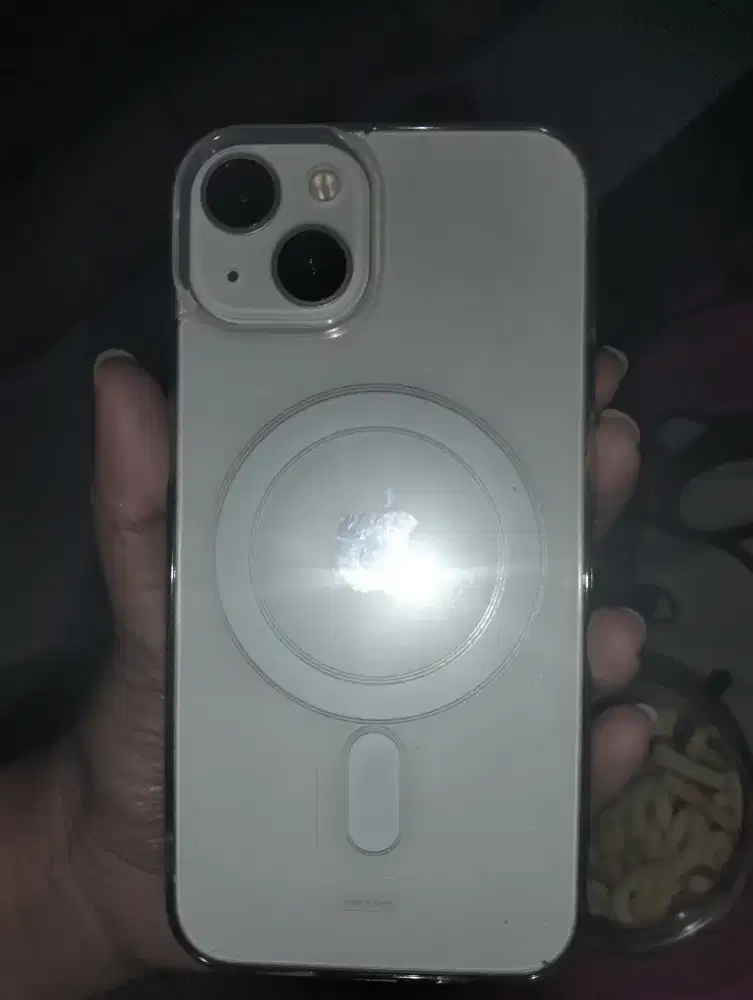 iPhone 13 iBox  warna putih