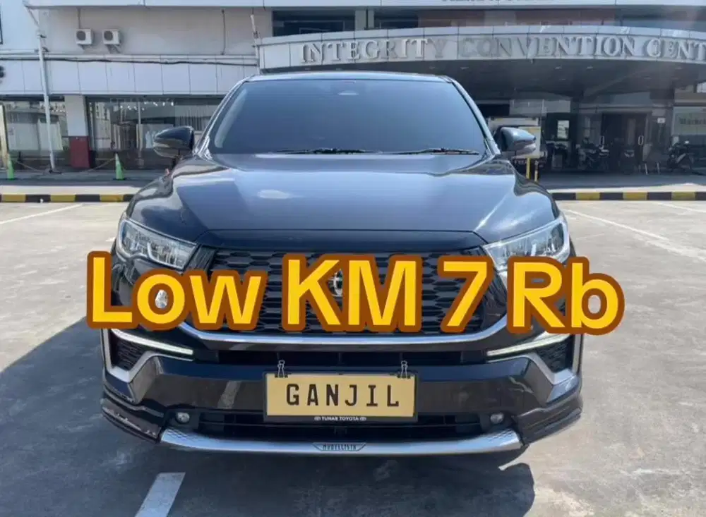 Zenix Q Hybrid TSS Modelista  2023 Hitam