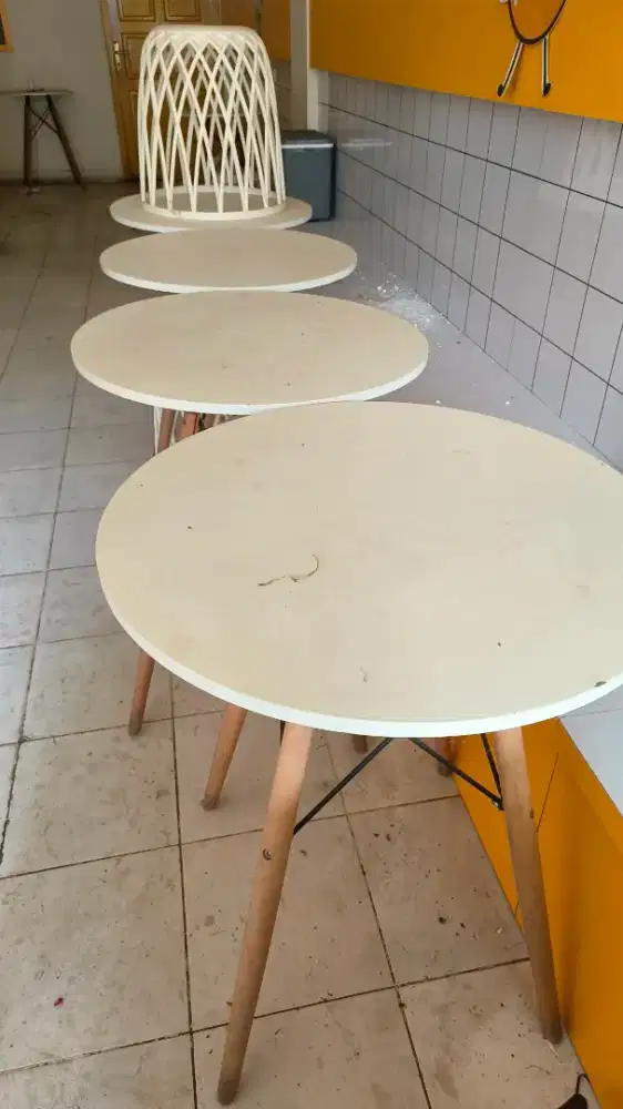 Jual meja kursi second untuk cafe