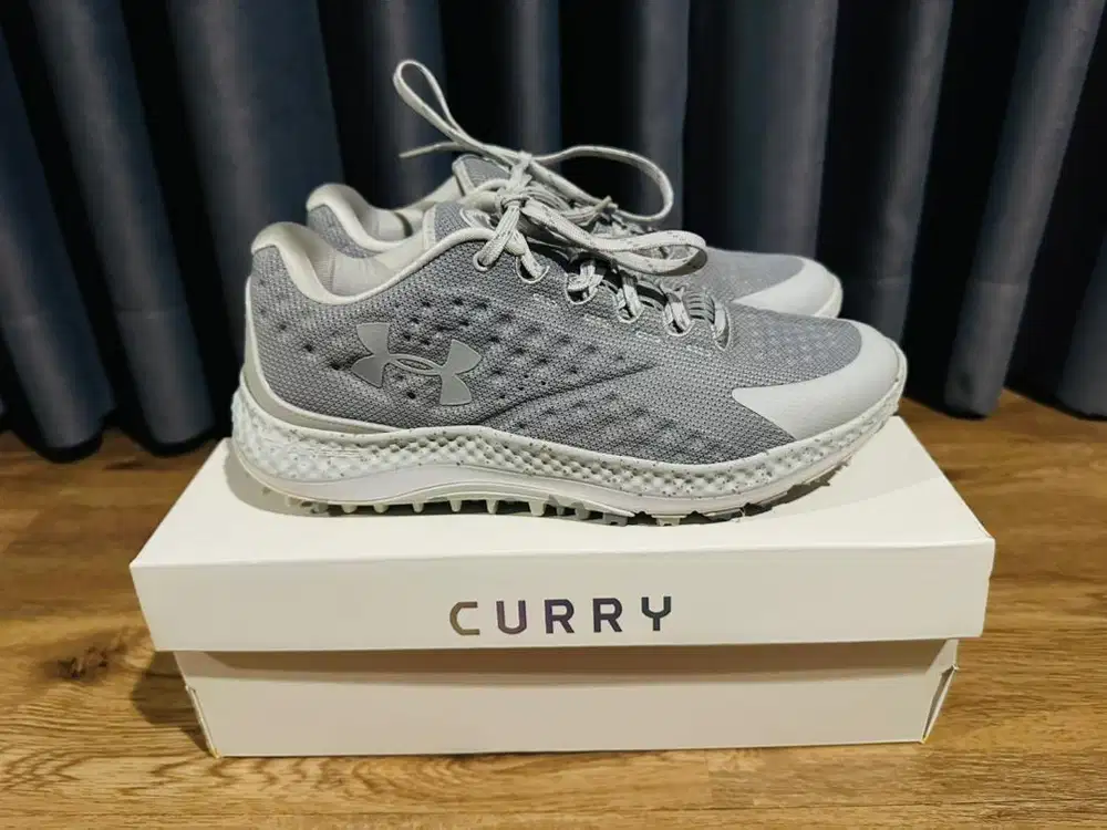 Sepatu Under Armor Curry 1 Golf Txtl