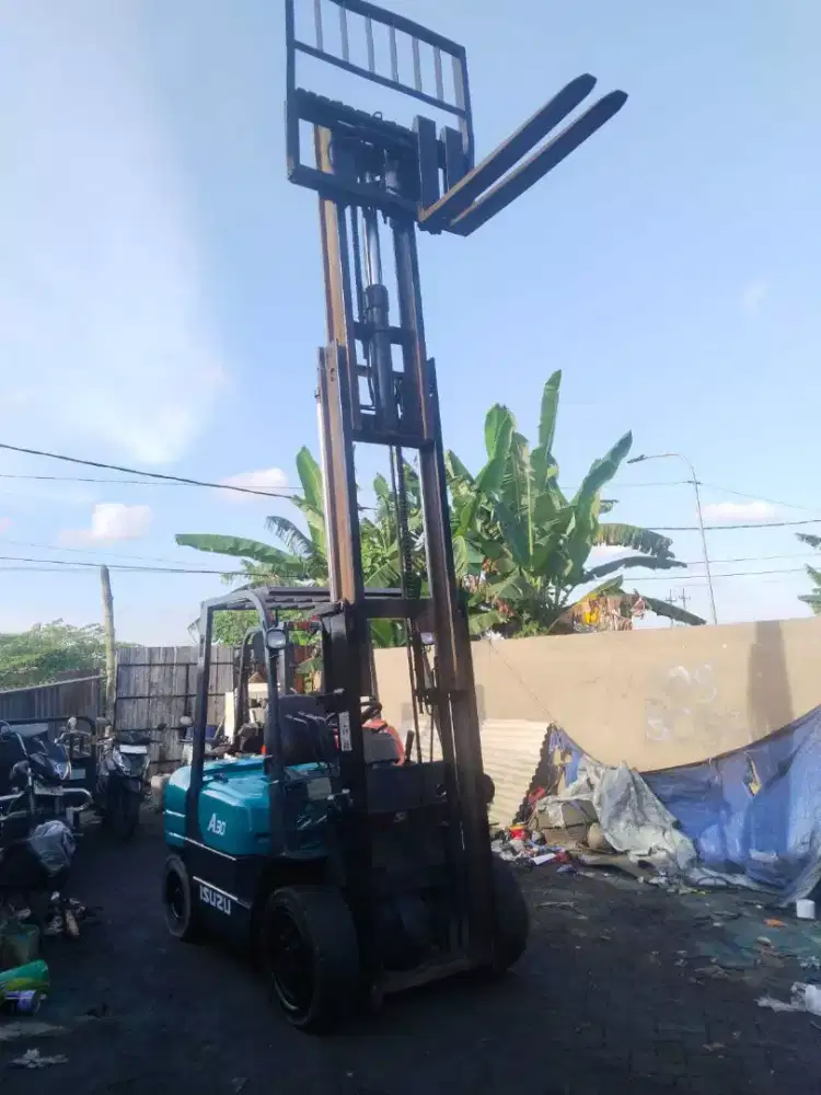 Forklift trilift 3 ton